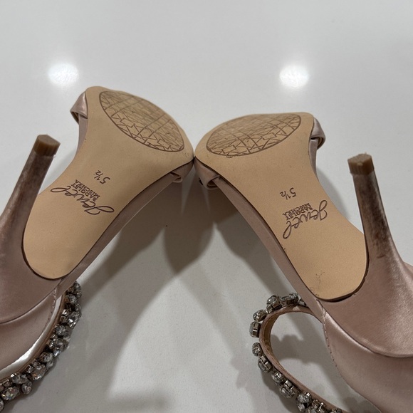 Jewel Badgley Mischka Blush Satin Heels with Sparkling Accents - Picture 2 of 2